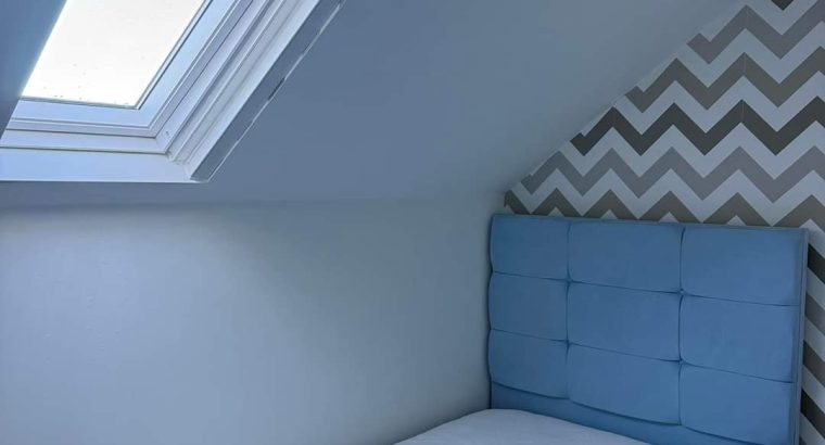 Кімната для дівчини/жінки