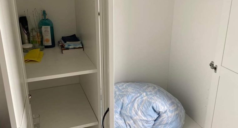 Здається кімната