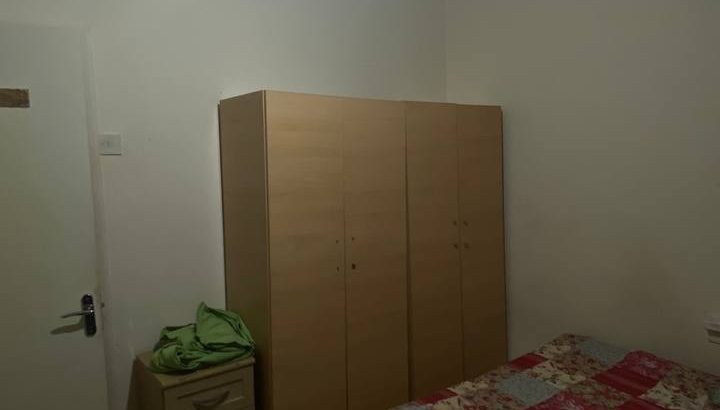 spacious room for 1-2 people