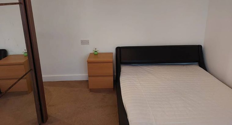 Здається кімната