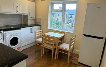 2 bedroom flat Maisonette 🇬🇧