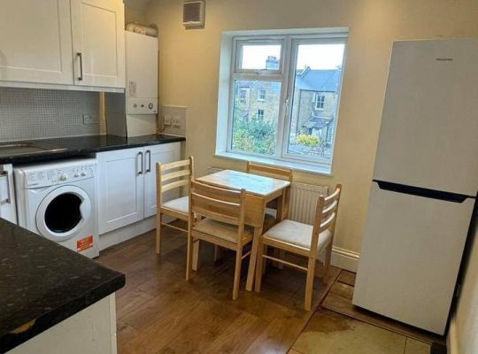 2 bedroom flat Maisonette 🇬🇧