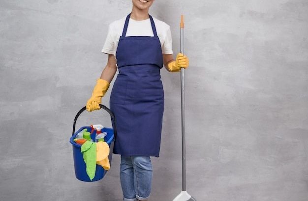 Вакансія прибиральниці в школі