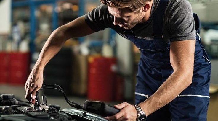 В автомасерскую требуется специалист по тонированию автомобилей