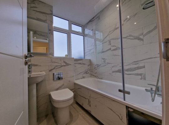 3 bedroom flat 🇬🇧