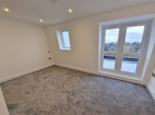 3 bedroom flat 🇬🇧