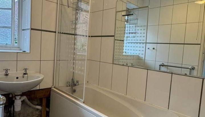 2 bedroom flat with terrace 🇬🇧