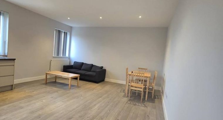 3 Bedroom Flat 🇬🇧