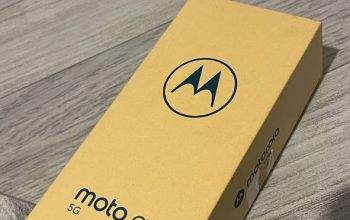 Продам новий телефон moto g54