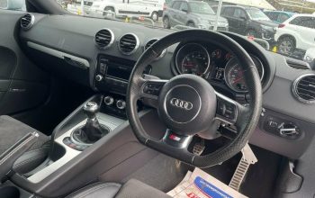 Audi TT Coupe 2.0 TFSI S LINE