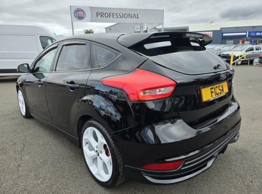 Ford Focus 2.0 ST-2