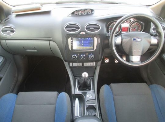 Ford Focus 2.5