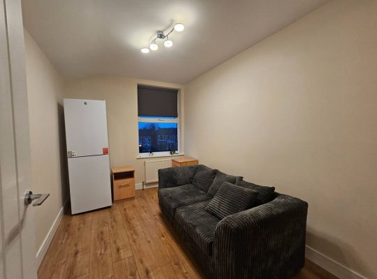 4 bedroom flat