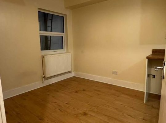 2 bedroom flat