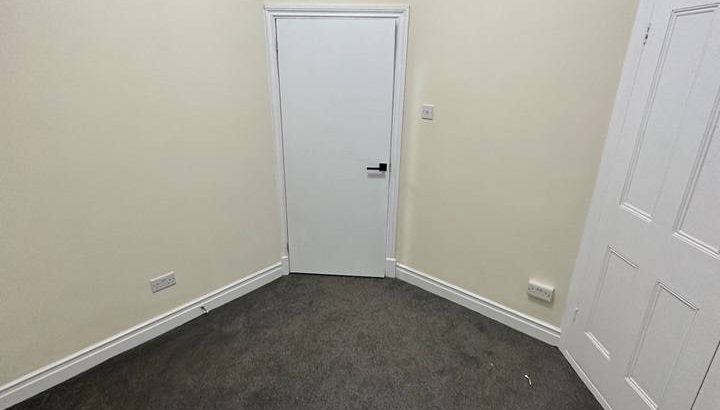 1 bedroom Flat