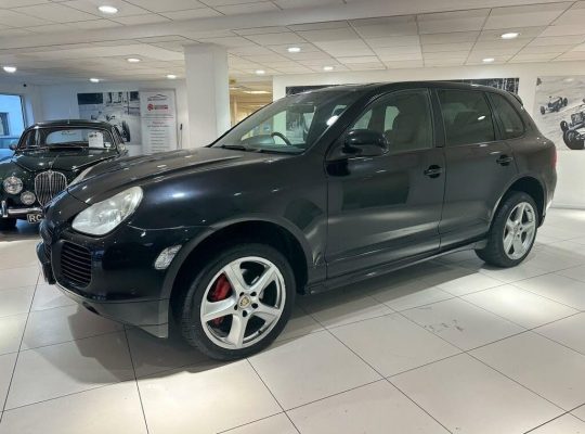 Porsche Cayenne 4.5 Turbo