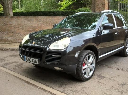 Porsche Cayenne TURBO S 4.5 V8 TWIN TURBO