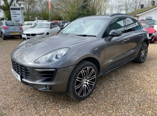 Porsche Macan S