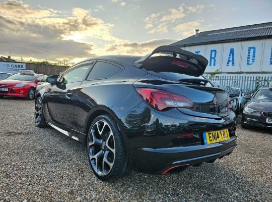 Vauxhall Astra 2.0T