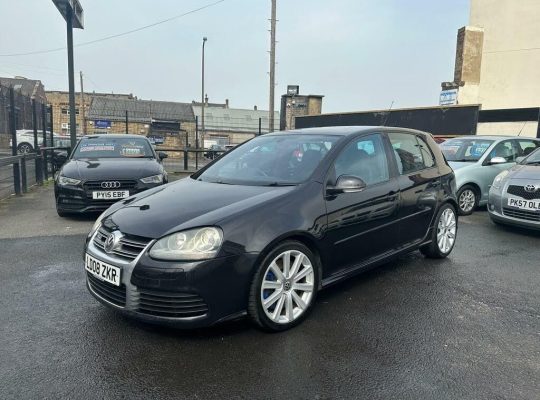 Volkswagen Golf 3.2 V6 R32 DSG 4Motion 5dr