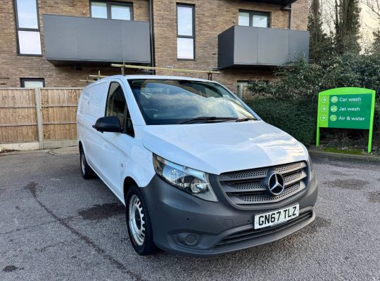 Mercedes Vito 119