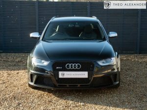 Audi RS4 Avant 4.2 FSI V8