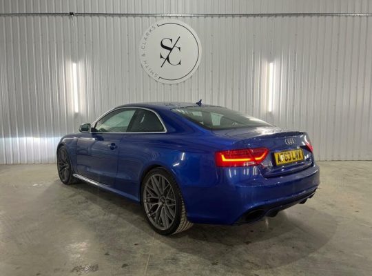 Audi RS5 4.2 FSI V8