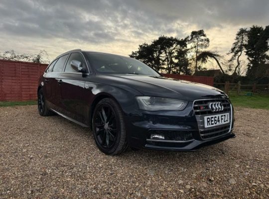 Audi S4 Avant 3.0 TFSI V6 S Tronic quattro