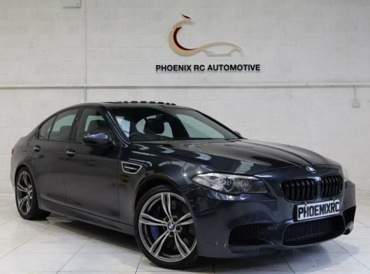 BMW 5 серии 4.4 M5