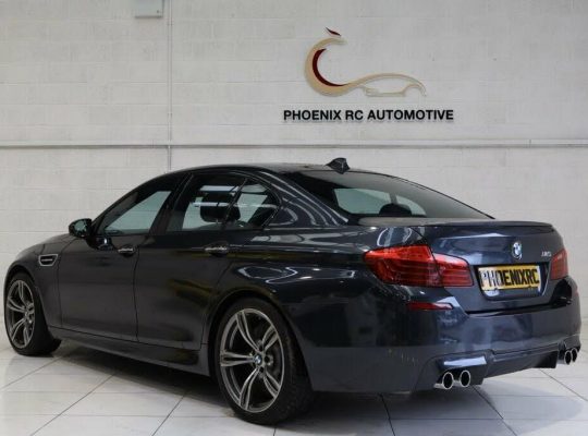 BMW 5 серии 4.4 M5