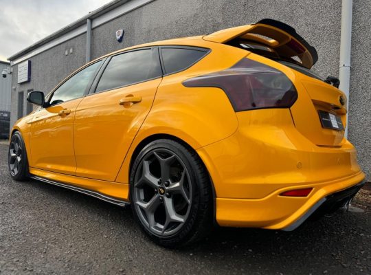 FORD FOCUS 2.0 T