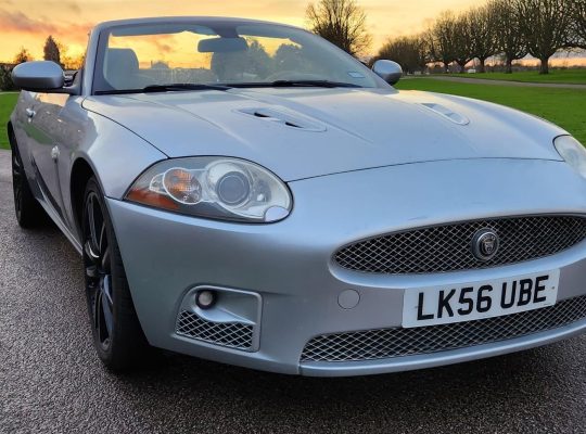 JAGUAR XKR 4.2