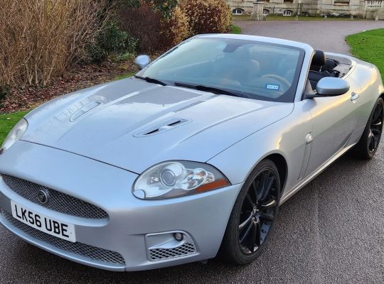 JAGUAR XKR 4.2