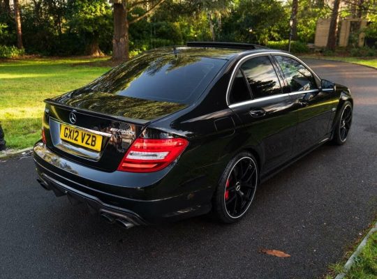 Mercedes-Benz C-Class 6.2 C63 AMG