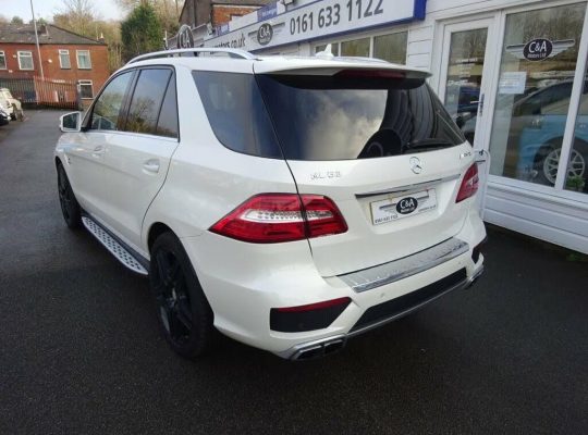 Mercedes-Benz M-Class 5.5 ML63 V8 AMG