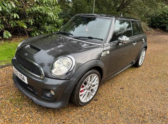 MINI Mini 1.6 John Cooper