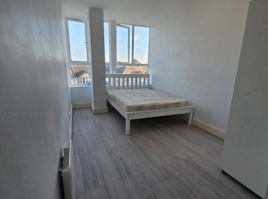 1 bedroom Flat