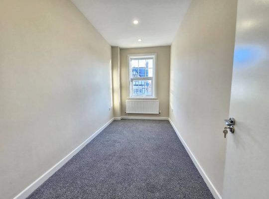 2 bedroom flat