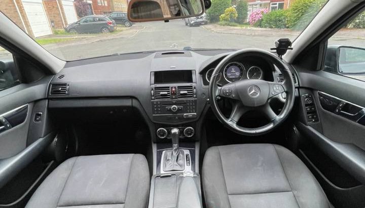 продам автомобіль Mercedes Benz C Class 2009