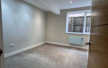 1 bedroom flat with terrace