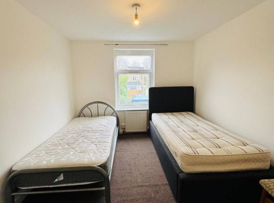 2 bedroom flat