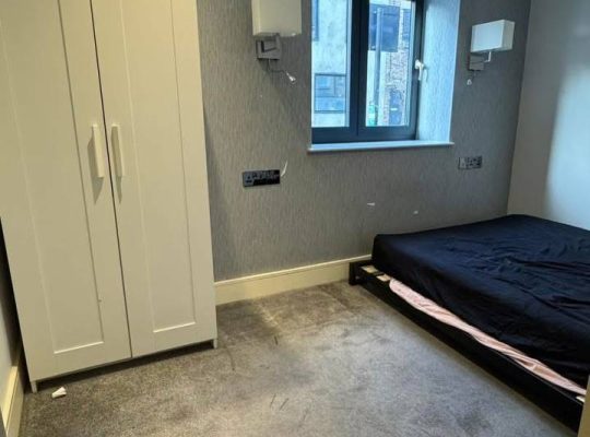 2 bedroom flat 🇬🇧