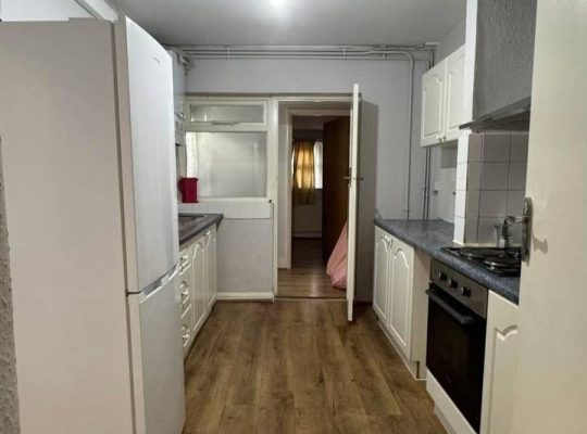 2 bedroom flat with garden 🇬🇧