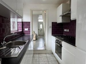 3 bed house with garden 🇬🇧