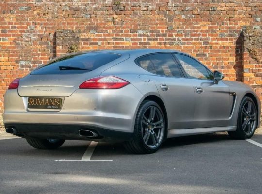 PORSCHE PANAMERA 3.6 V6 4 HATCHBACK