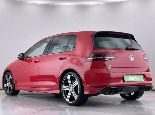 Volkswagen Golf 2.0 R