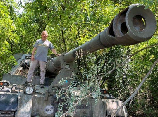 Залишив сім’ю та кар’єру: історія ексдепутата парламенту Британії, який долучився до ЗСУ