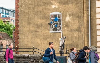 Бенксі боротиметься з компанією з виробництва листівок за контроль над своєю торговою маркою