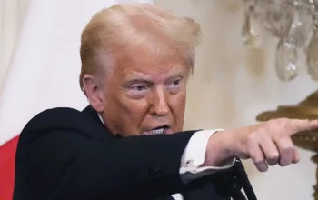 У британському міноборони порадили Україні послати Трампа “за російським кораблем”, – The Times