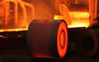 Британія інвестує понад $3 мільярди у підтримку сталеливарної промисловості на тлі запровадження мит у США
